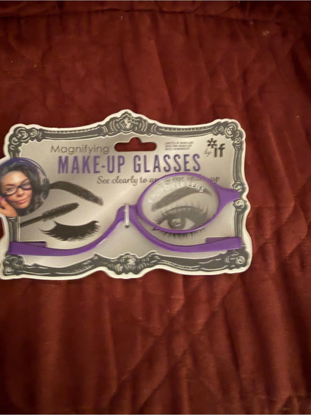 Magnifying Make-Up Glasses in Purple
